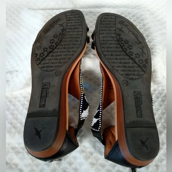 PIKOLINOS Spain Black Leather Sandals with Intricate Beadwork Sz 39